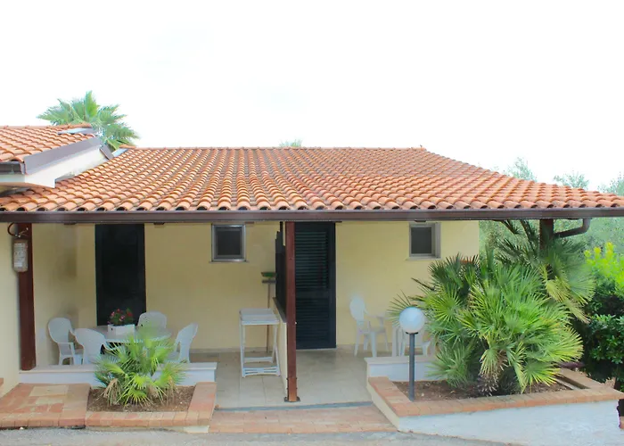 Villaggio Turistico DefensolaAlbergo